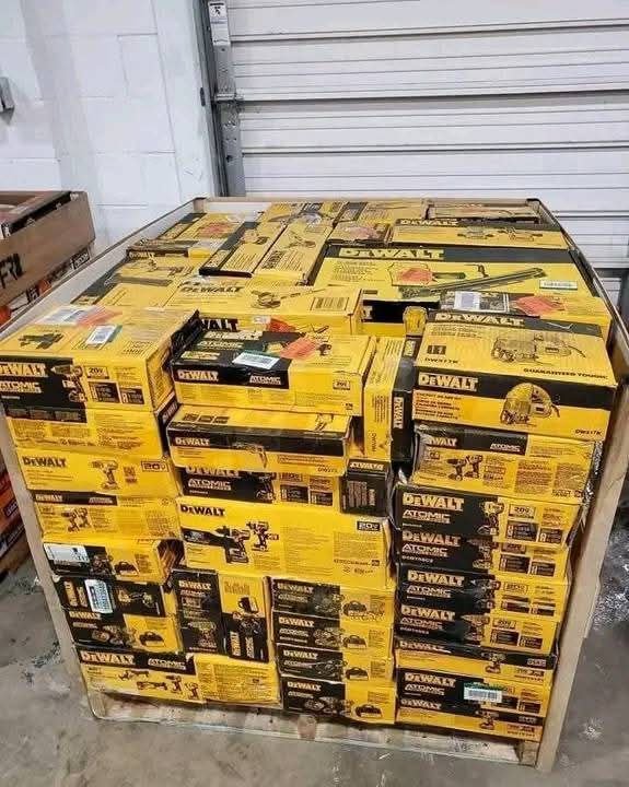 Dewalt tool pallets - Image 2
