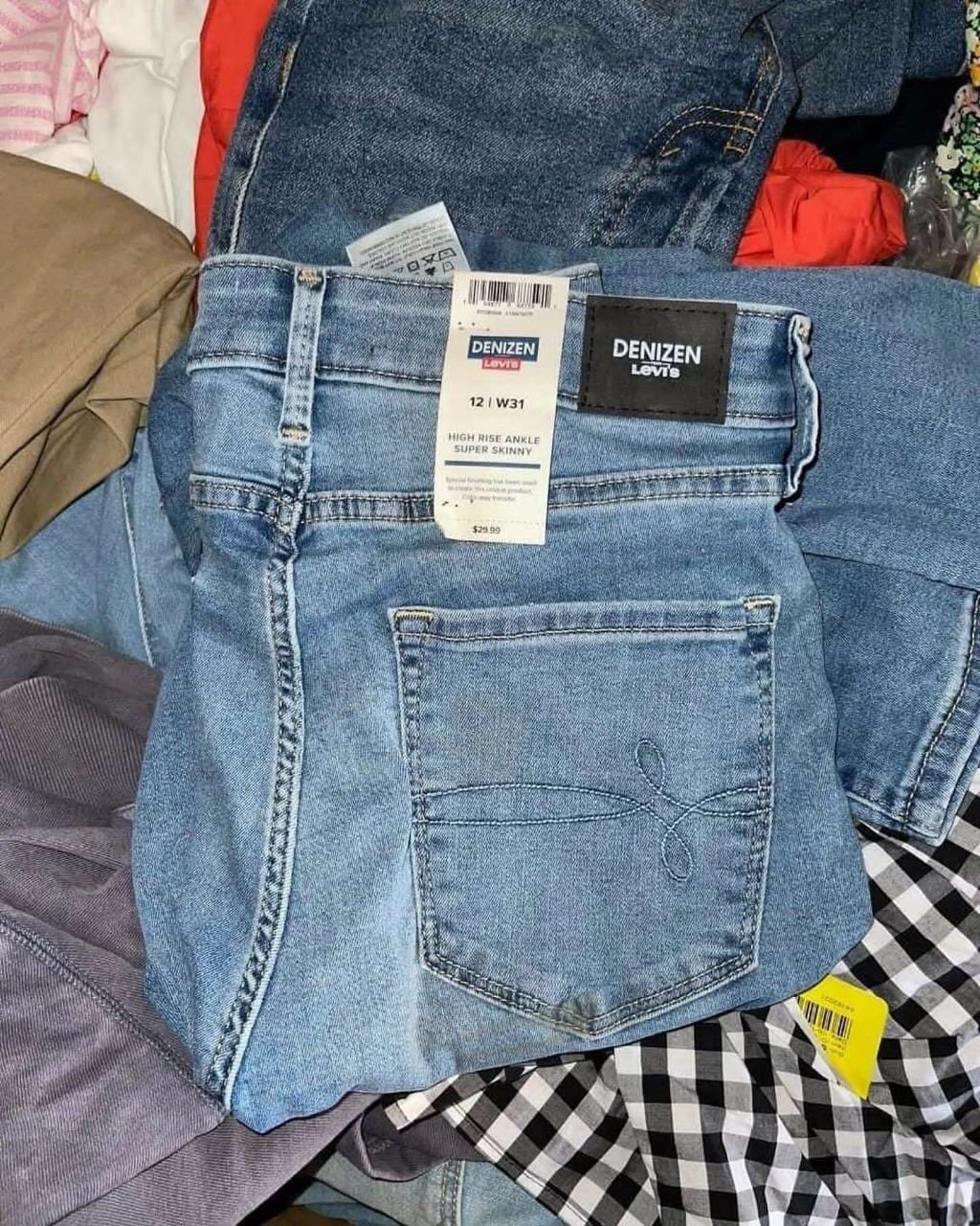 Mixed jeans pallet - Image 5